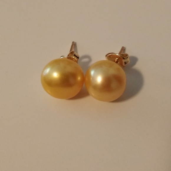 14k Gold Natural 10/11m Golden Pearl Stud Earrings - Picture 12 of 13